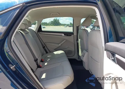 2018 Volkswagen Passat 2.0T R-Line/2.0T S из США, поврежденный, VIN 1VWAA7A34JC009932